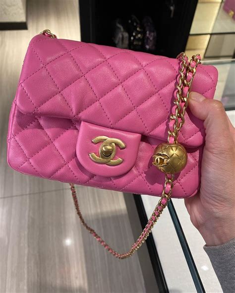 chanel square mini heathrow price|Chanel Heathrow airport shopping.